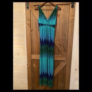 Jaclyn Smith Women’s Maxi Dress